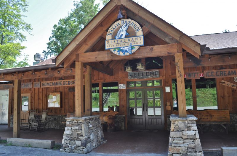 Toccoa Riverside Restaurant in the Blue Ridge mountains of North Georgia